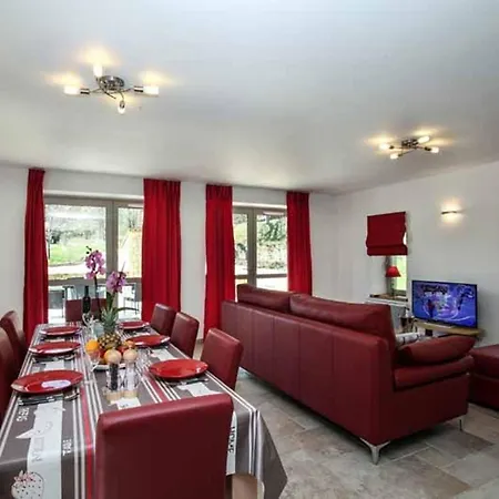 Maison Spacieuse Avec Piscine Privee Et Animaux Acceptes Landhaus Cénac-et-Saint-Julien